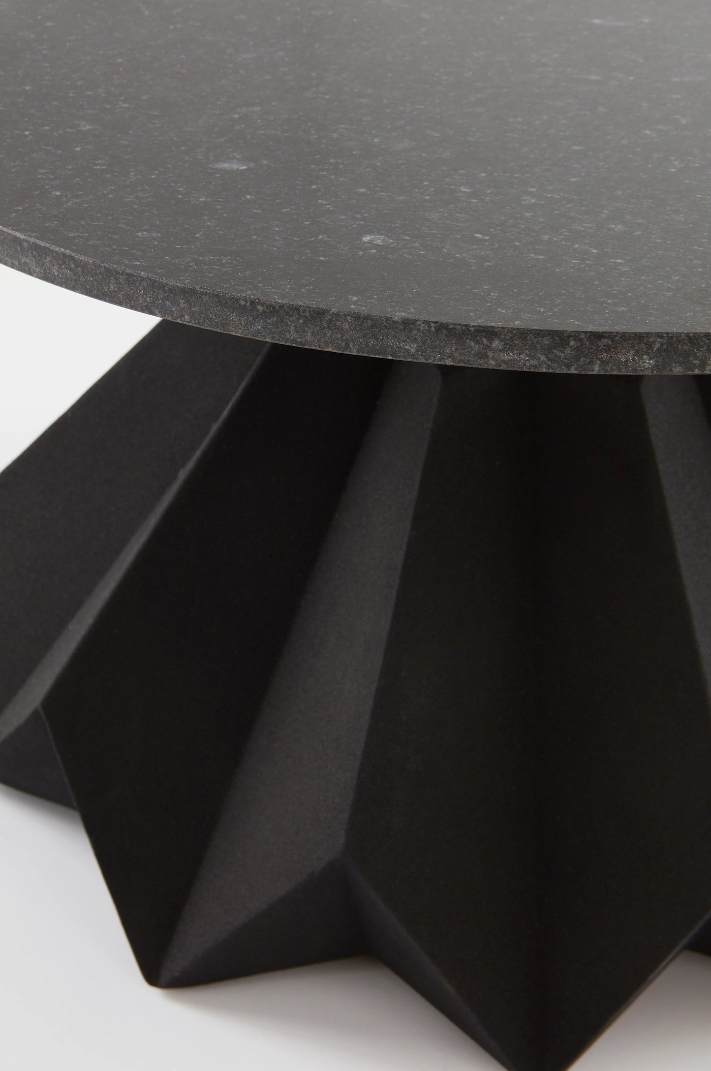 Soffbord – Granit & Järn