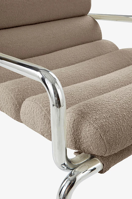 Aurelia Loungestol – Bouclé & Krom