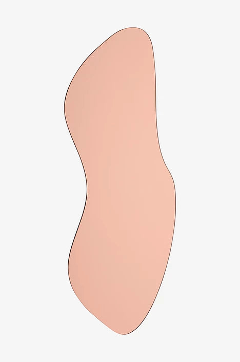 Solara – Väggspegel i rosatonat glas med organisk form