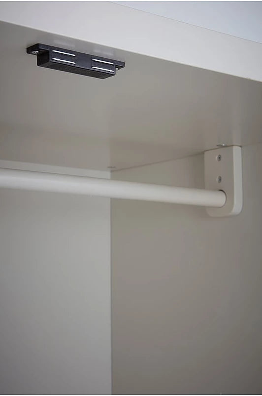 Rosenhaga Garderob – Elegant design med smart förvaring